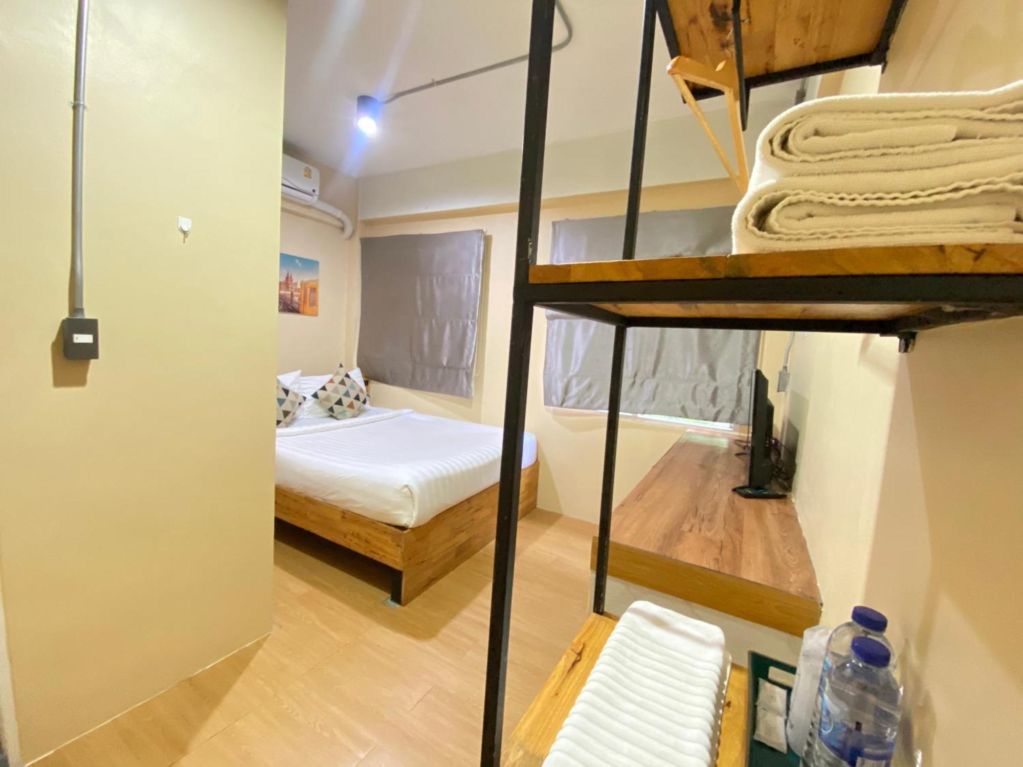סוראט תאני ซับรูมโฮเทล Subroom Hotel מראה חיצוני תמונה